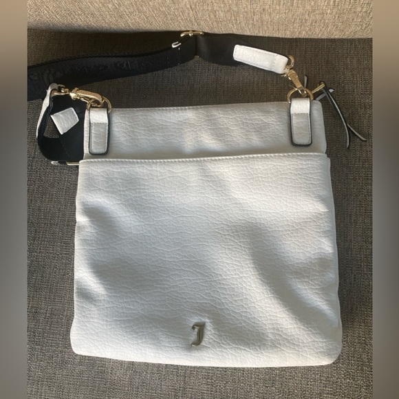 Juicy Couture Crossbody Bag - Picture 3 of 12